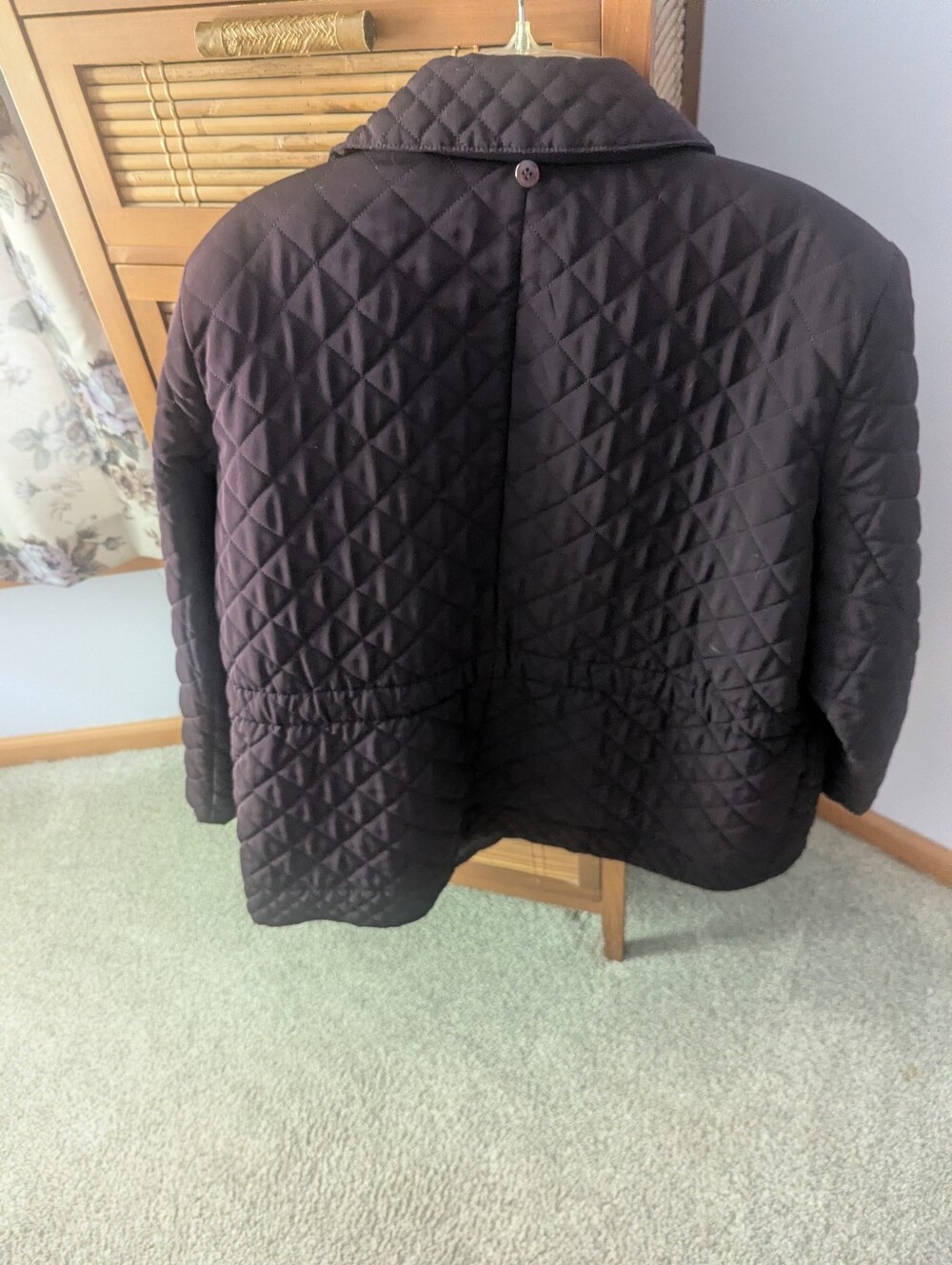 Ladies Jacket - Picture 2 of 4